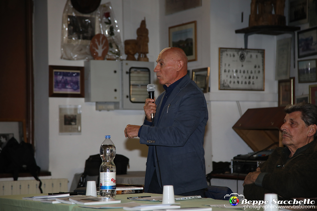 VBS_3067 - Presentazione libro 'Tra Valchiusella e Messico in giro per l'Olivetti' di Meuccio Bertarione.jpg